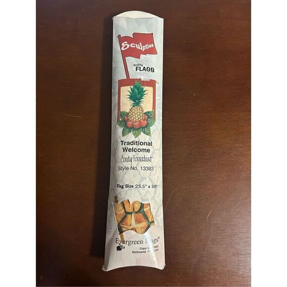 Nwt traditional welcome pineapple flag size  23.5 X 38 - Picture 1 of 5